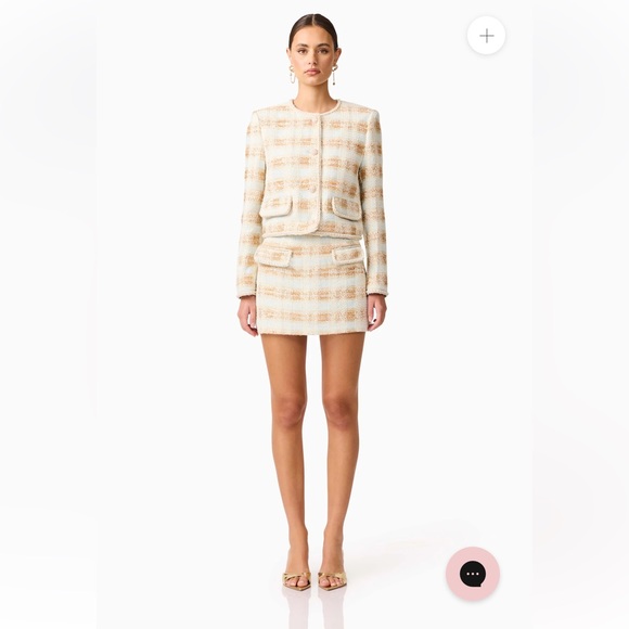 Elliatt Dresses & Skirts - elliatt ashlyn white blue & gold long sleeve metallic tweed mini skirt set small